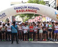 ESENLER’DE ”GENÇLİK KOŞUSU” DÜZENLENDİ